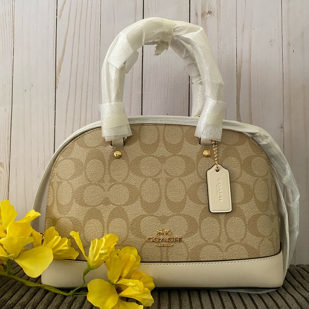 Coach handbag